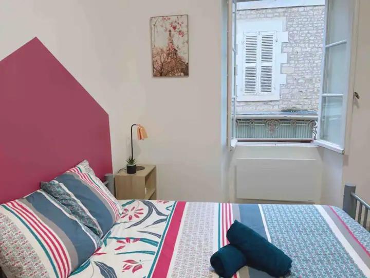 Jolie Appartement 2 Chambres 65M2 Au Centre Ville 丰特奈勒孔特 外观 照片