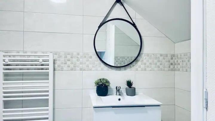 Jolie Appartement 2 Chambres 65M2 Au Centre Ville 丰特奈勒孔特 外观 照片